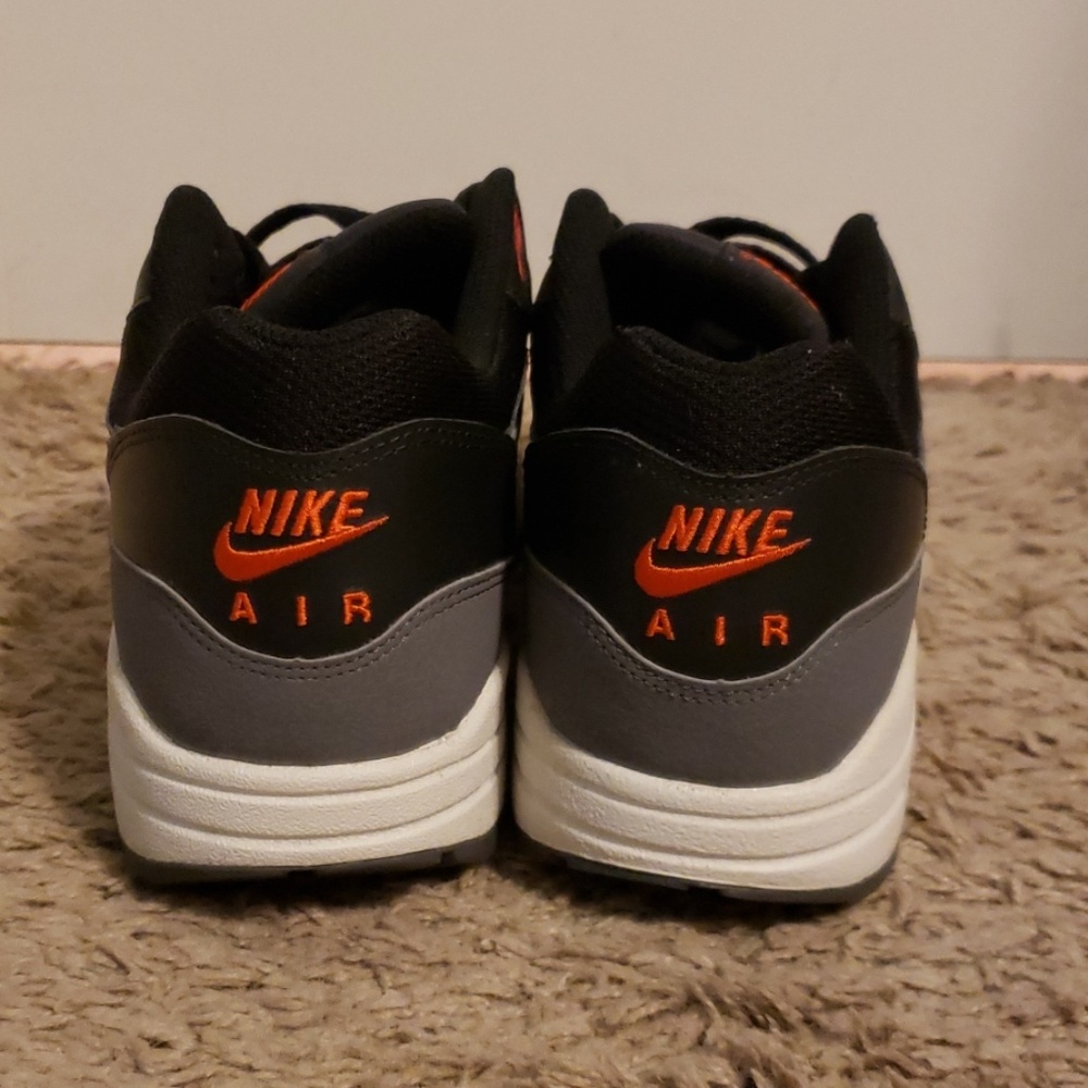 Air Max 1 Essential Cool Grey Anthracite - Picture 2 of 6